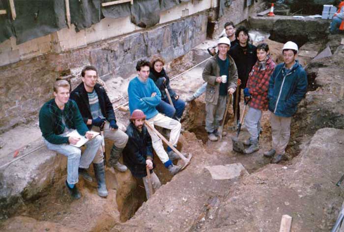 Colin (attendant) Damian de Rosa, Jim Heathcote, Jerry Youle, Olivia Belle, Chris Goode, Jon Mills, Tim Neighbour, Jenny Lee, James Drummond-Murray
