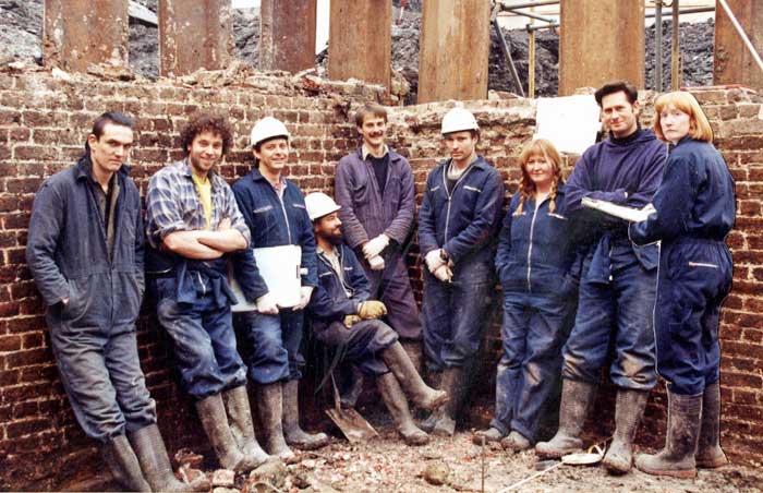 From left to right: Steve Chew, Ian Blair, Brian Pye, Ryszard Bartkowiak, Julian Ayre, Robin Wroe-Brown, Portia Askew, Howard Burkhill & Lesley Dunwoodie. Photo from Lesley Dunwoodie